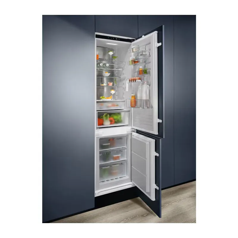 Electrolux ugradni frižider ENC8MC19S